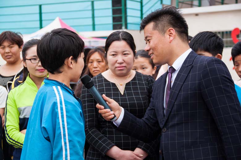 《感恩励志、少年崛起》演讲