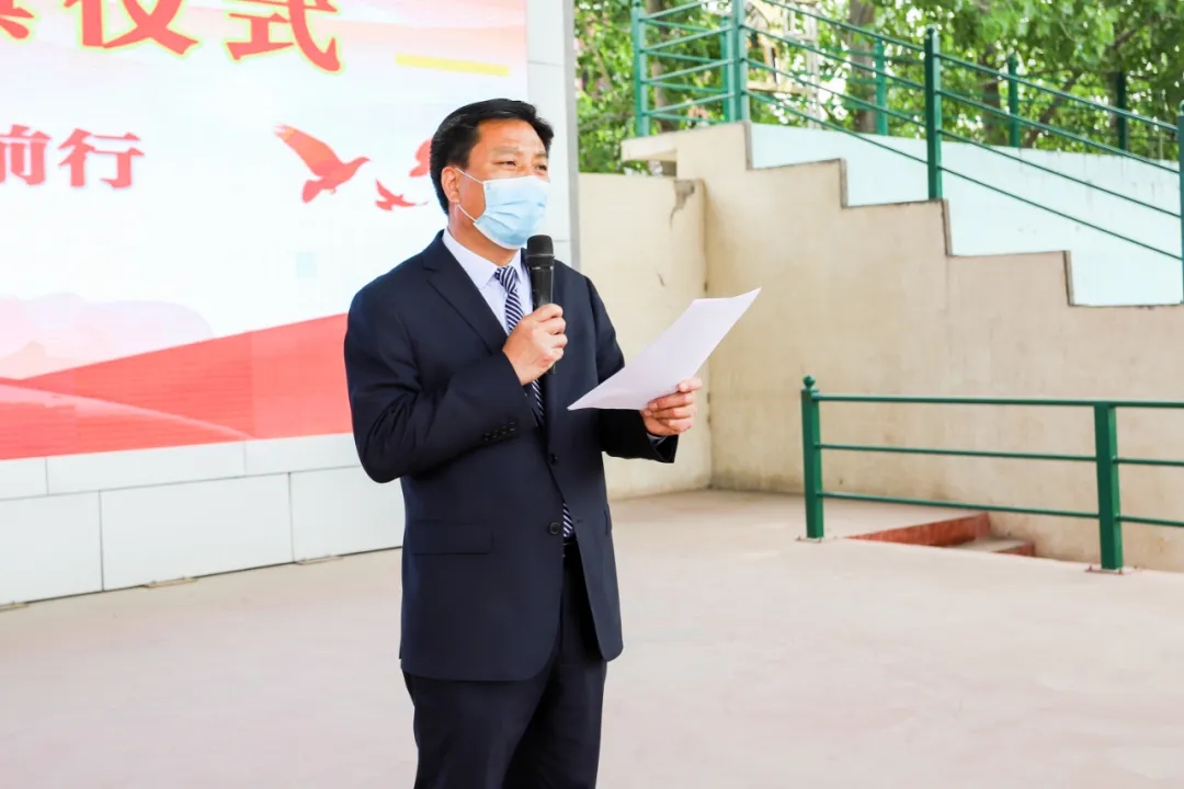 淮阳羲城中学举行“开学第一课”之升旗仪式