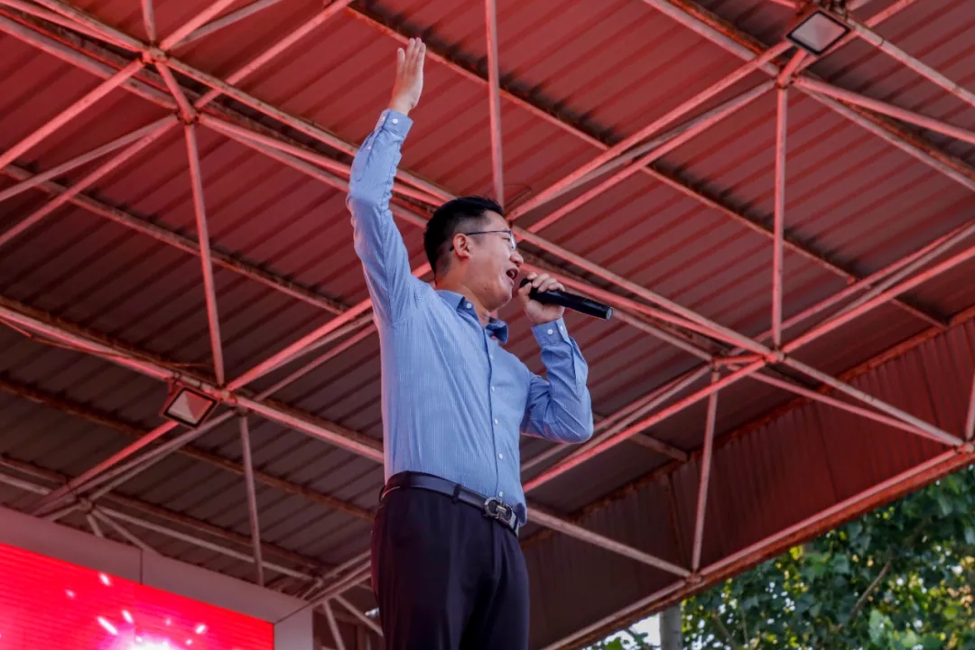 挑战中考极限，行动成就未来