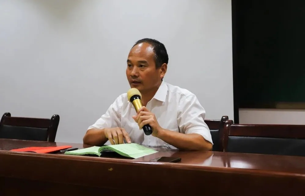 淮阳羲城中学召开目标管理及安全工作专题培训会