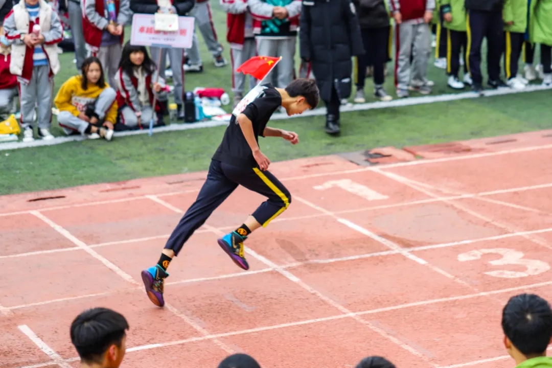 羲城中学阳光体育节成功举行